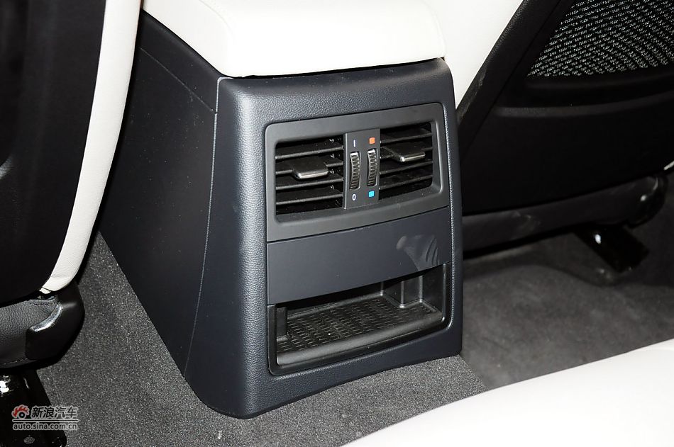 2012款宝马3系实拍