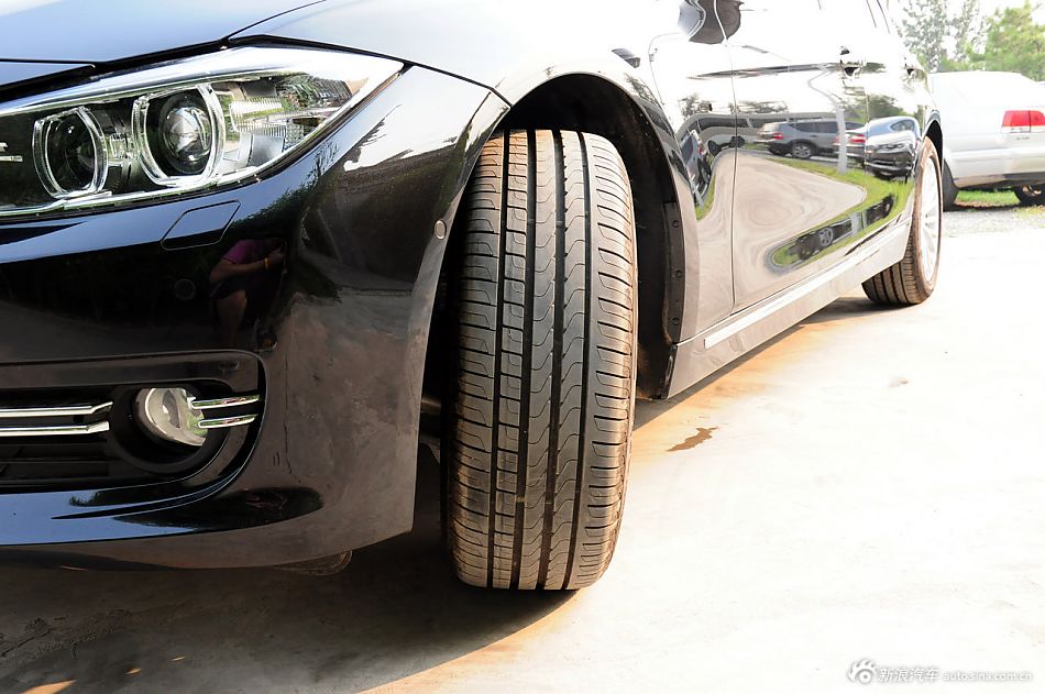 2013款宝马3系长轴距版实拍