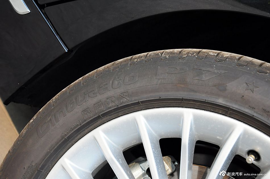 2013款宝马3系长轴距版实拍