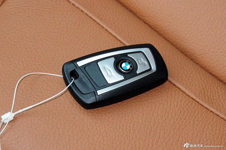 2013款宝马3系长轴距版实拍