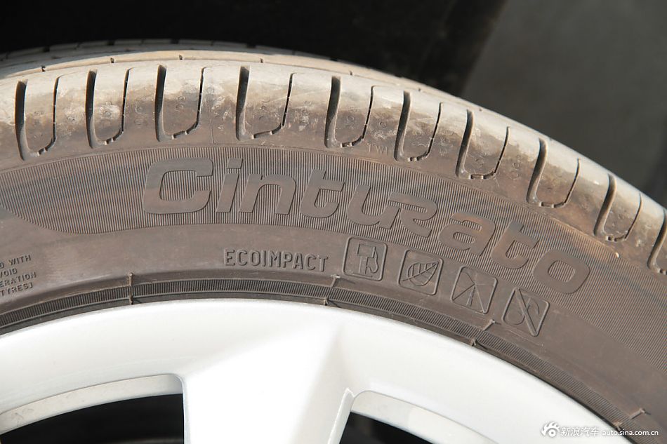 2013款宝马3系到店实拍