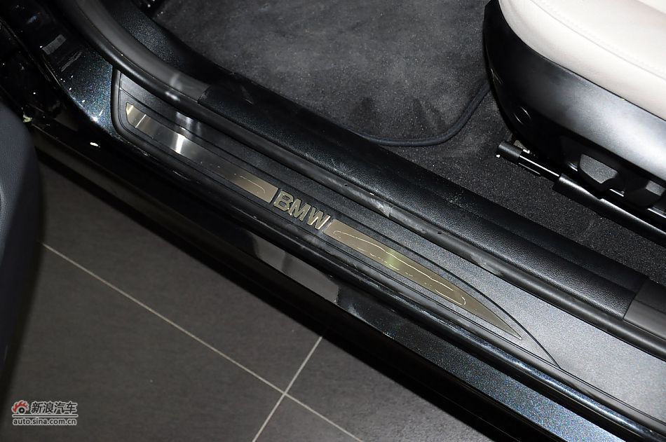 2012款宝马3系实拍
