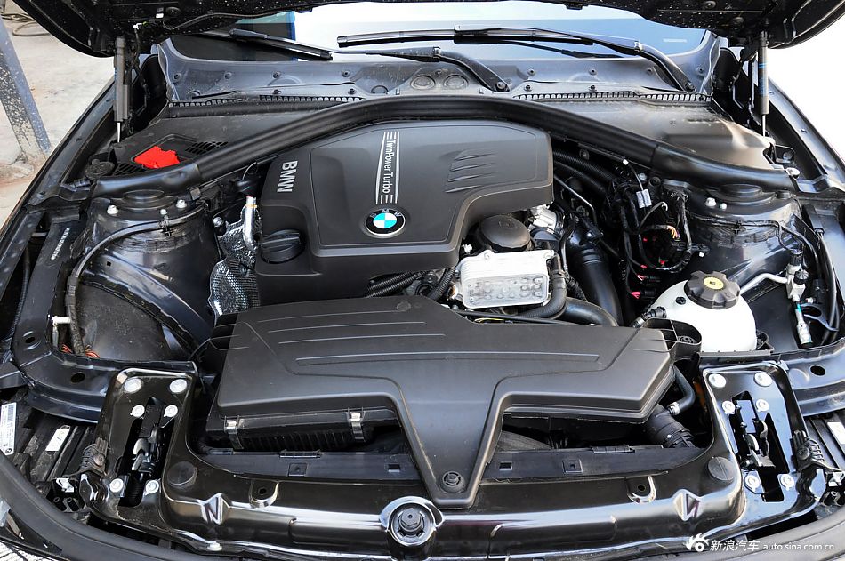 2013款宝马3系长轴距版实拍