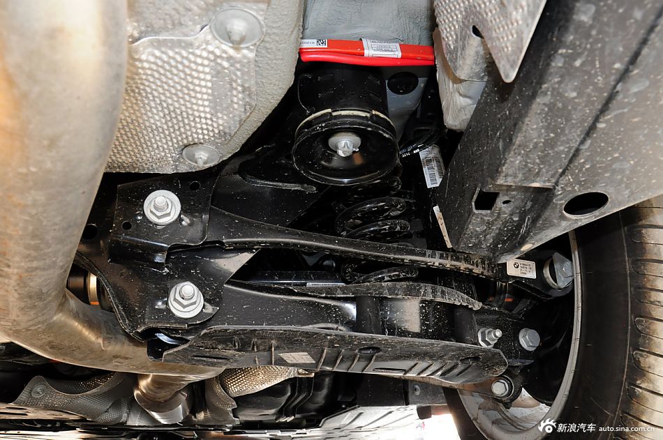 2013款宝马3系长轴距版实拍