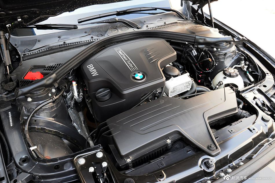 2013款宝马3系长轴距版实拍