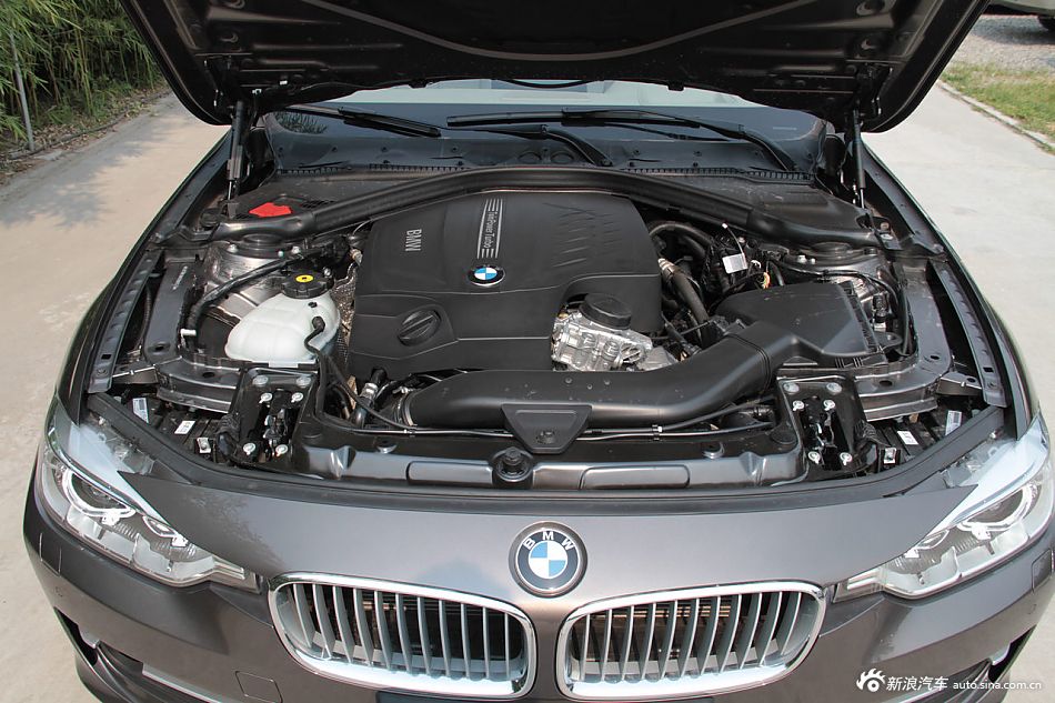 2013款宝马3系到店实拍