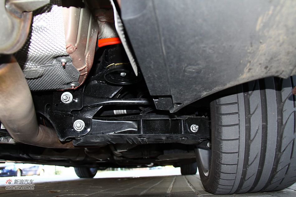 新宝马328i运动版