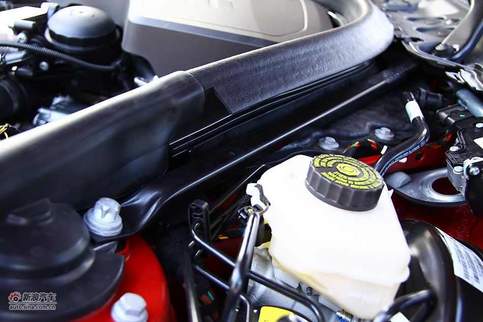 新宝马328i运动版