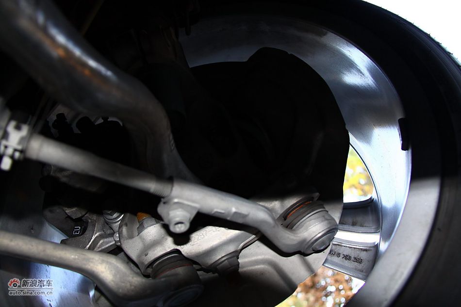 新宝马328i运动版