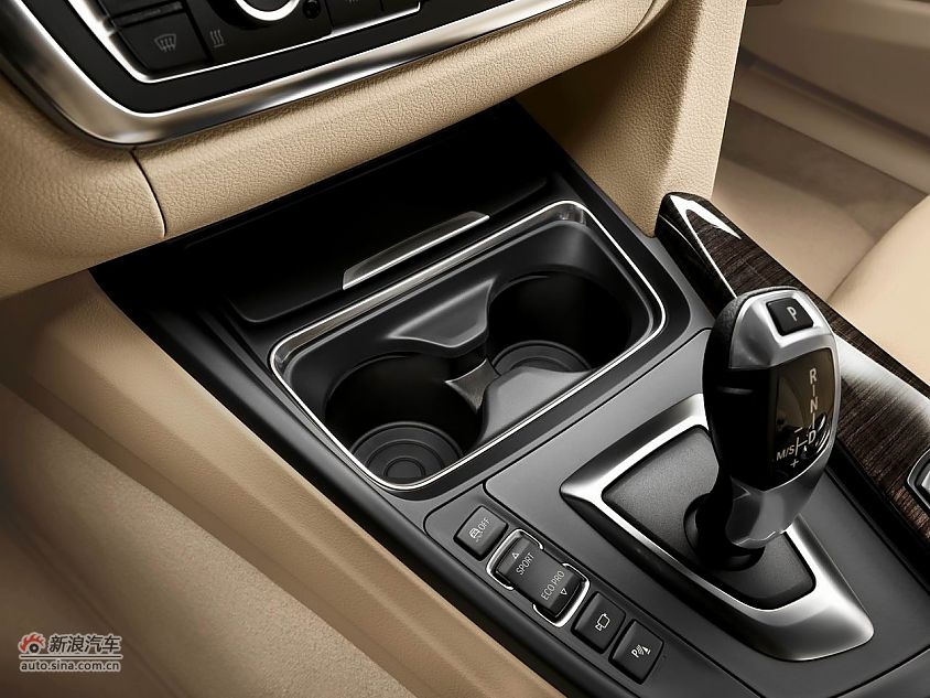 全新宝马3系轿车官方高清组图