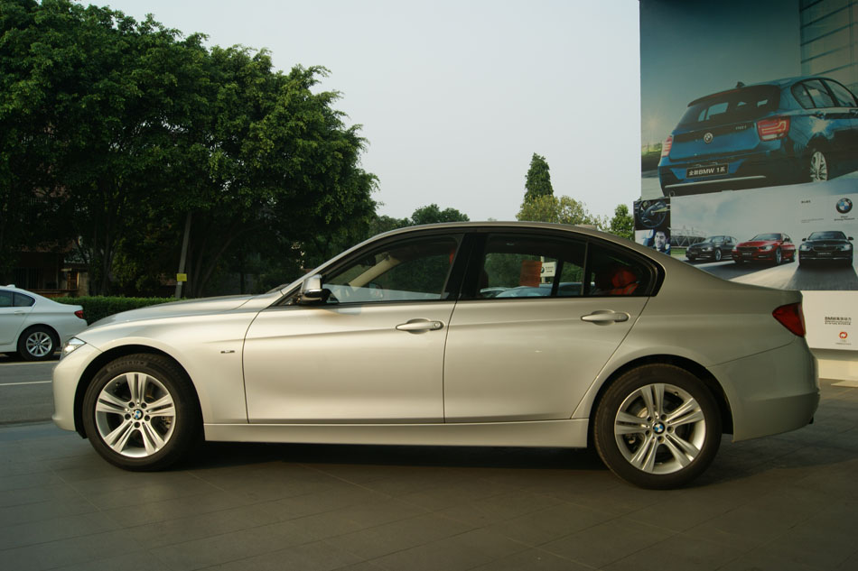 2013款宝马3系标准版