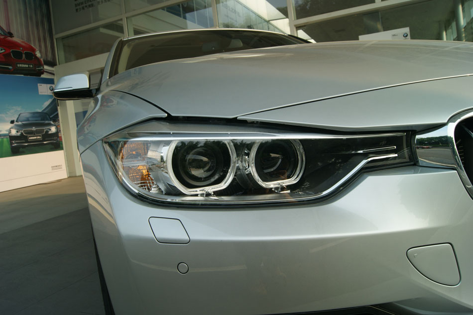 2013款宝马3系标准版