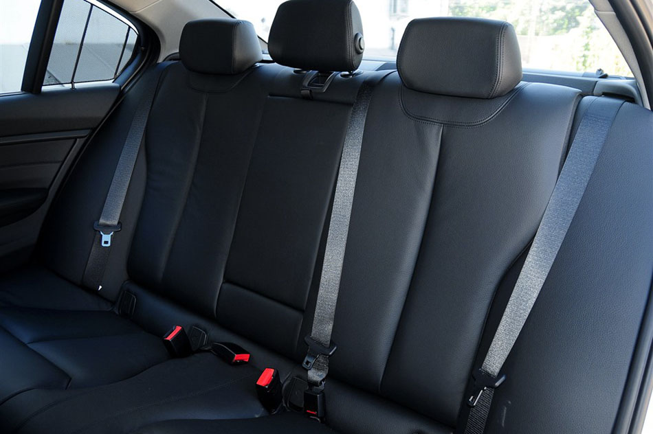 2014款 320Li 豪华设计套装 座椅空间