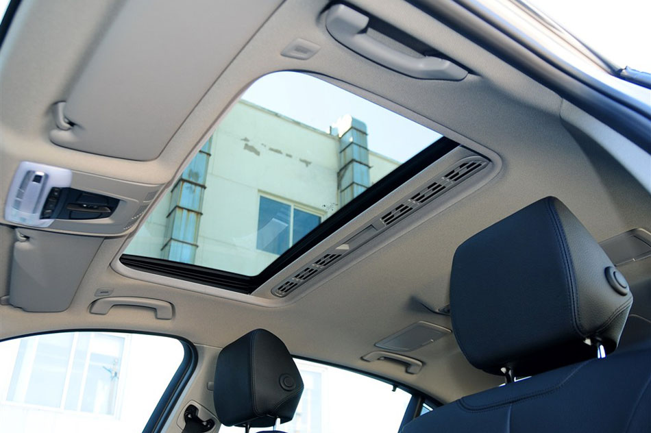 2014款 320Li 豪华设计套装 座椅空间