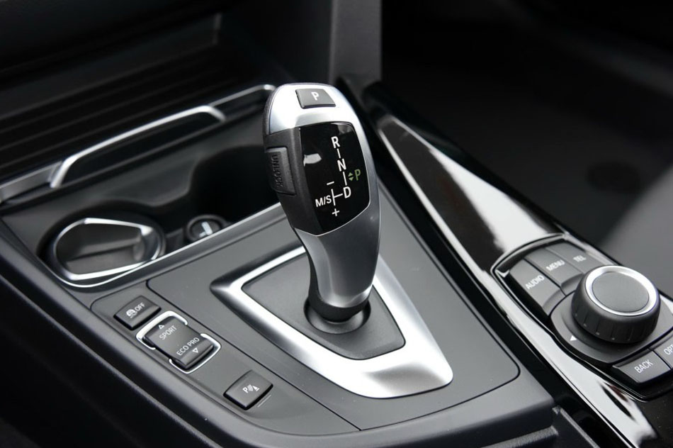 2017款 320Li 时尚型 内饰