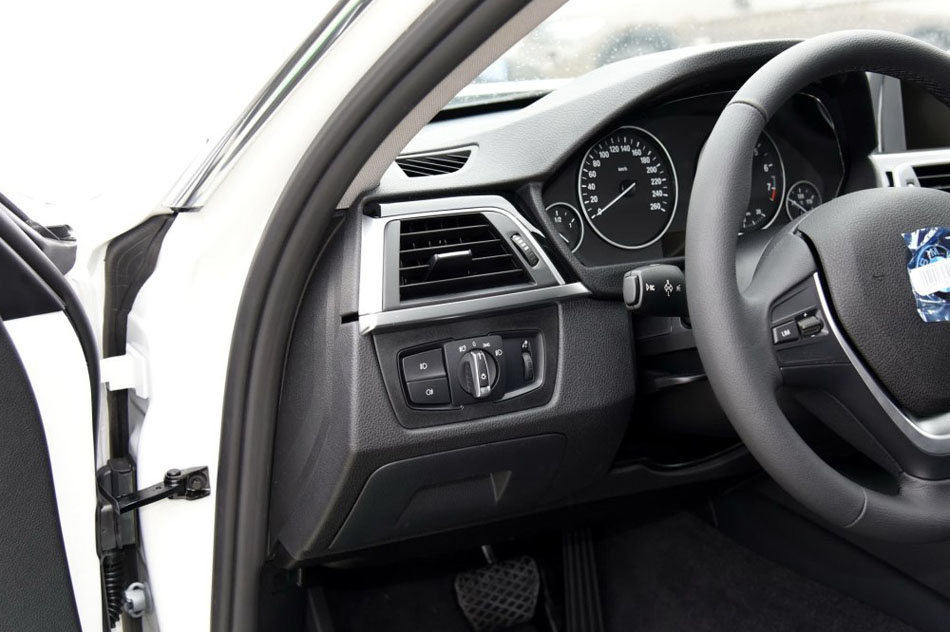 2017款 320Li 时尚型 内饰