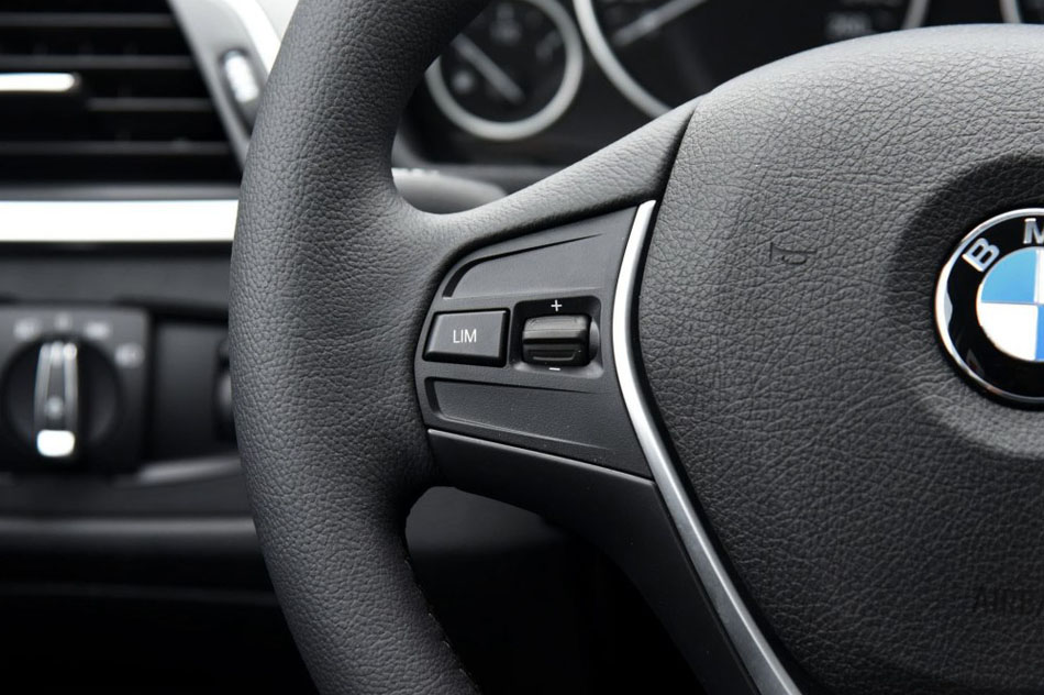 2017款 320Li 时尚型 内饰