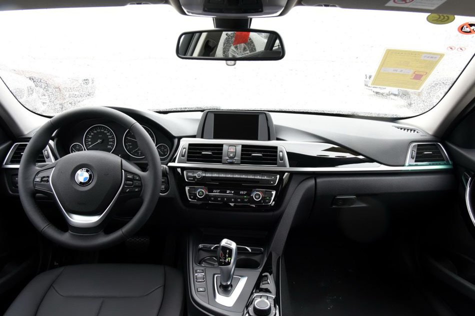 2017款 320Li 时尚型 内饰