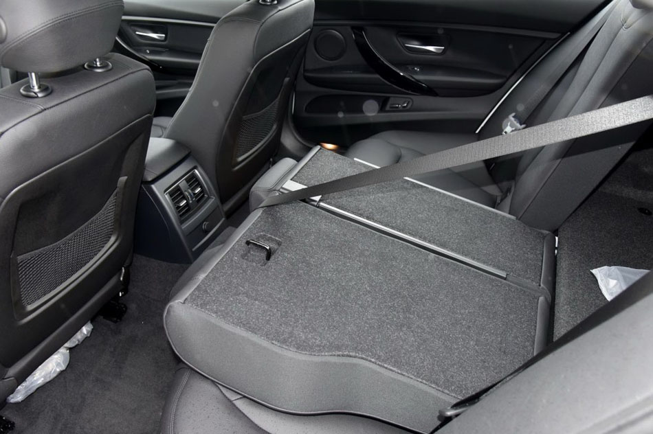 2017款 320Li 时尚型 座椅空间