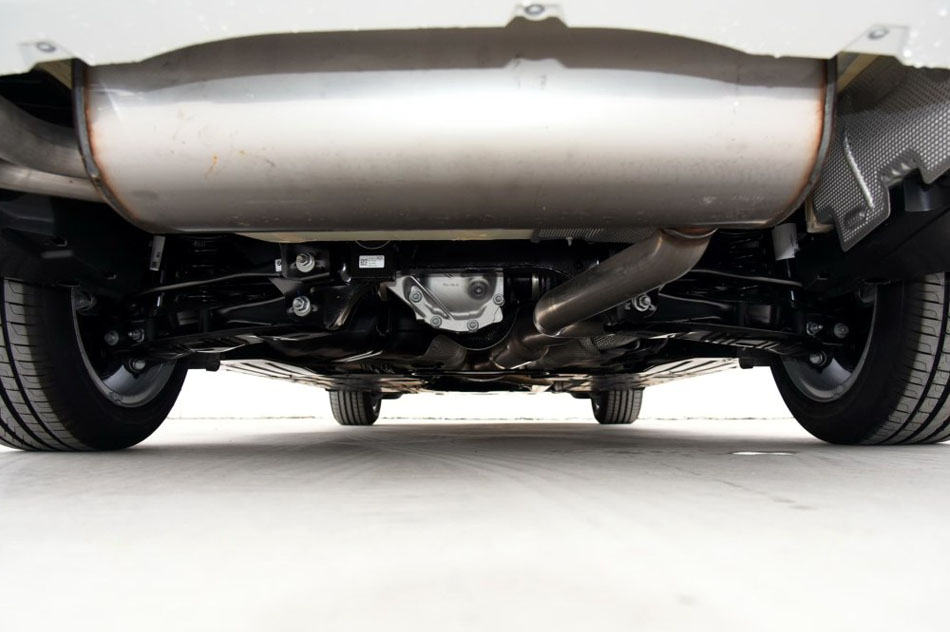 2017款 320Li 时尚型 引擎底盘