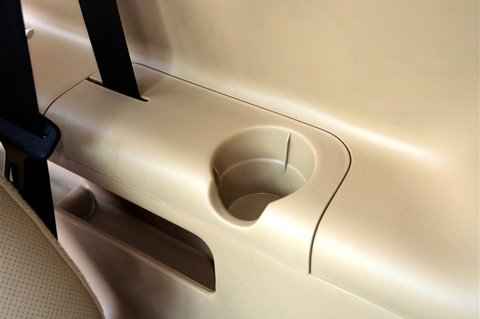 2011款H-1辉翼2.4L自动领航版