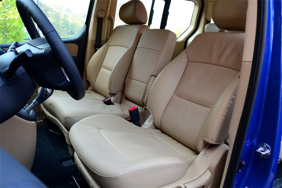 2011款H-1辉翼2.4L自动领航版