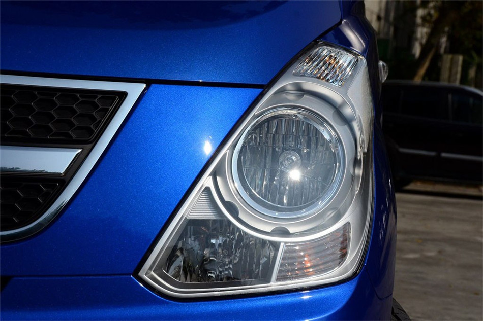 2011款H-1辉翼2.4L自动领航版