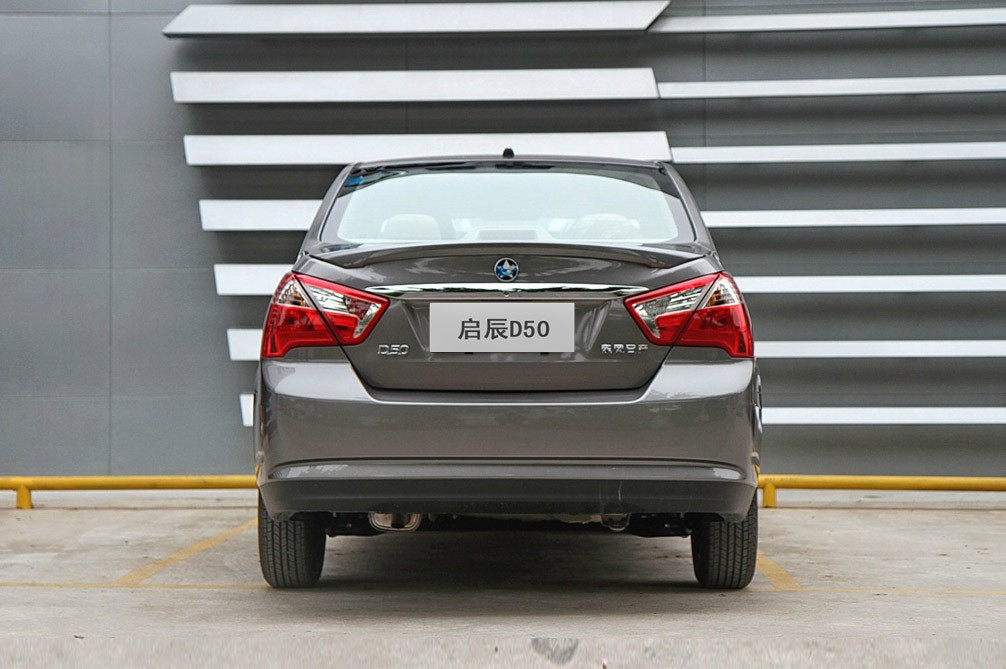 启辰D50 2013款 1.6L AT 时尚版 外观
