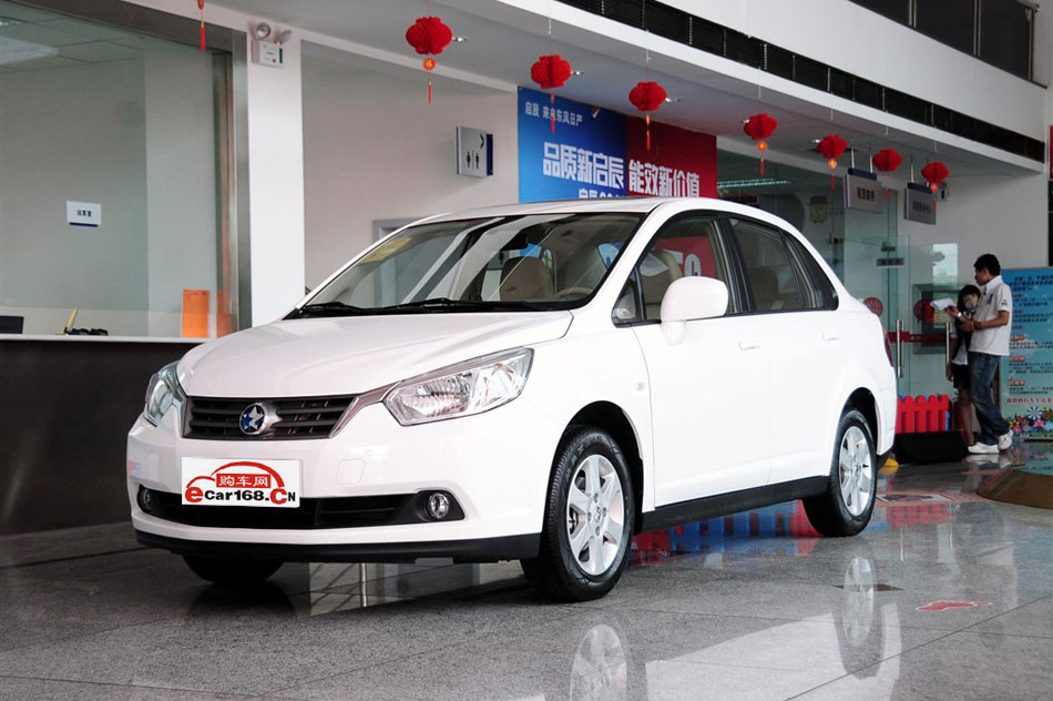 2013款 1.6L 自动豪华型 外观