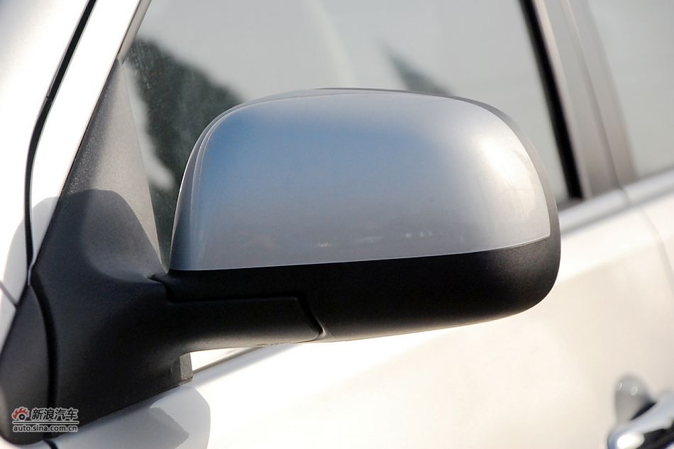 东风日产新阳光到店高清实拍