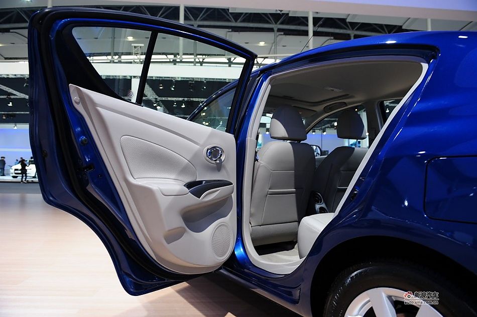 东风日产新阳光