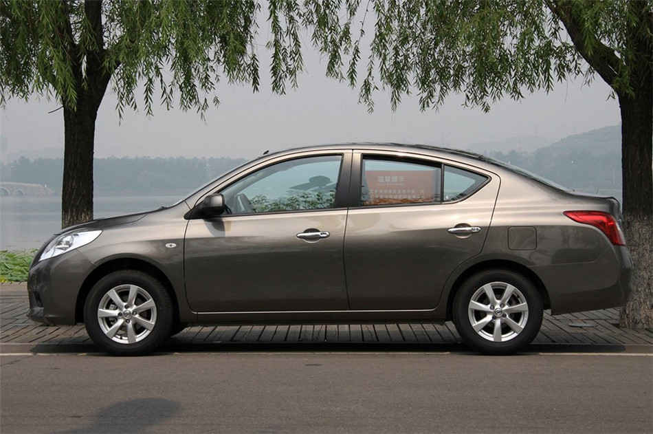 2011款 1.5L CVT XL豪华版 外观