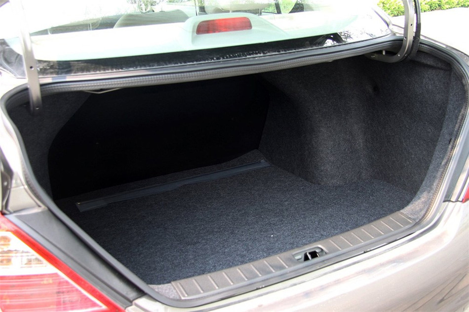 2011款 1.5L CVT XL豪华版 座椅空间