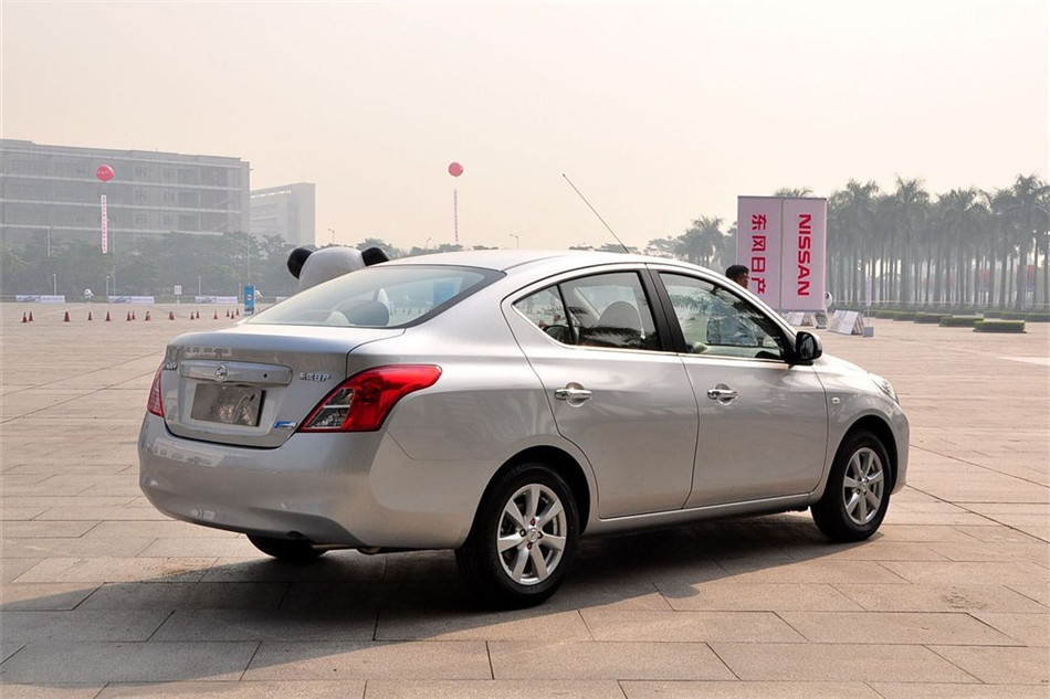 2011款 1.5XV 尊贵版 CVT 外观