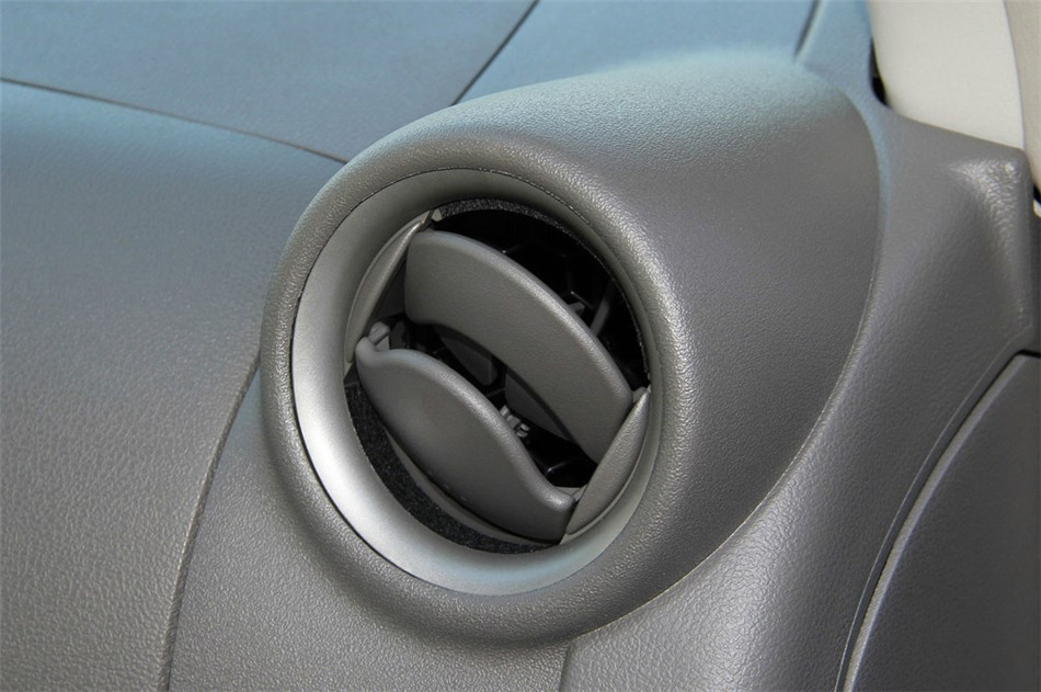 阳光 2014款 1.5XL CVT 豪华版 座椅空间