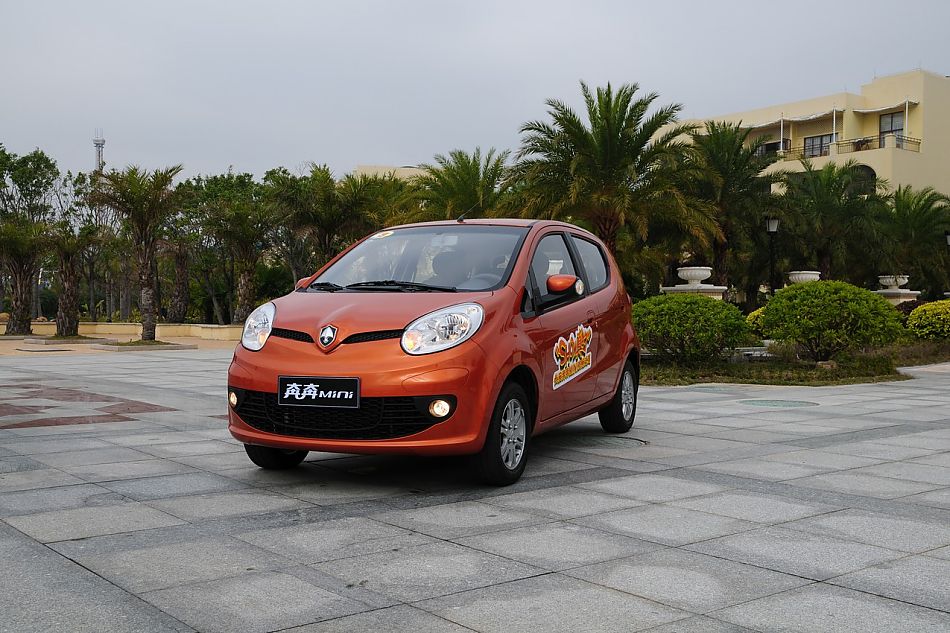 长安奔奔mini外观实拍