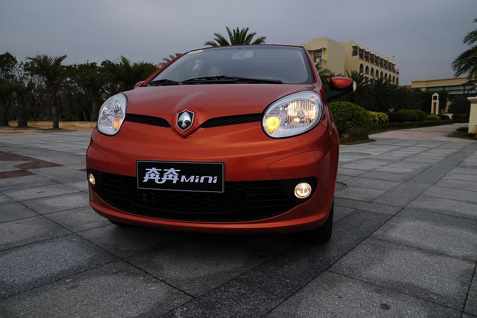 长安奔奔mini外观实拍