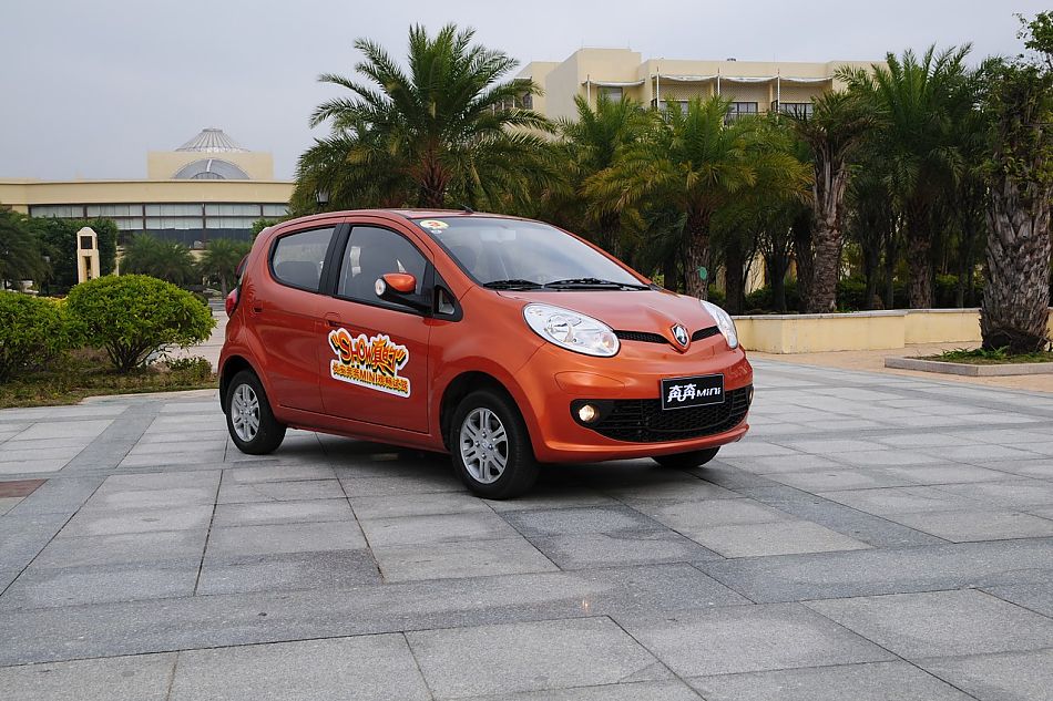 长安奔奔mini外观实拍