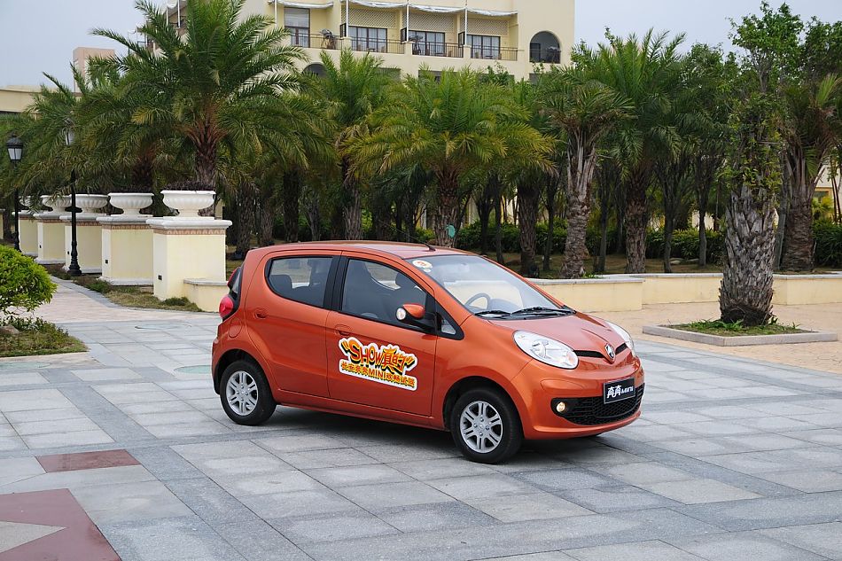 长安奔奔mini外观实拍