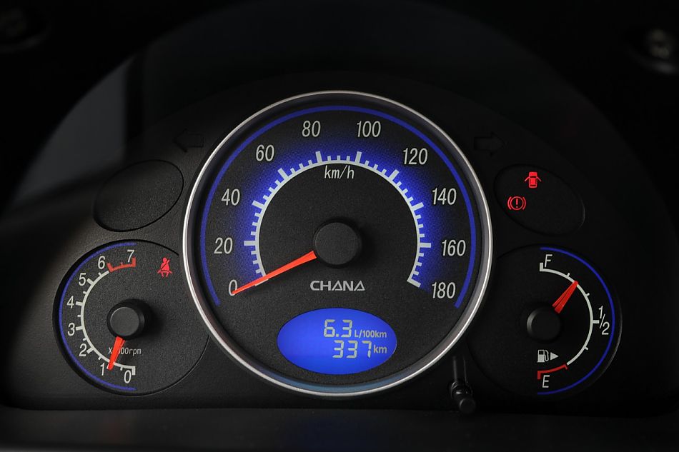 长安奔奔mini内饰实拍