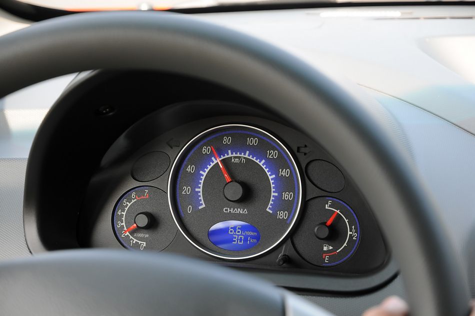 长安奔奔mini内饰实拍