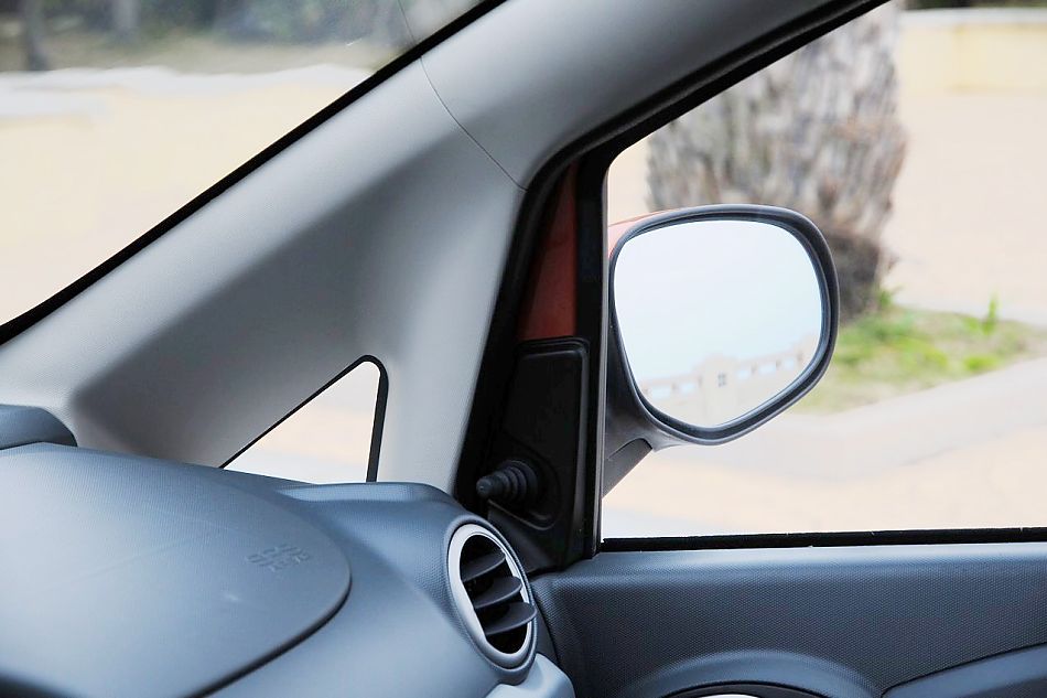 长安奔奔mini内饰实拍