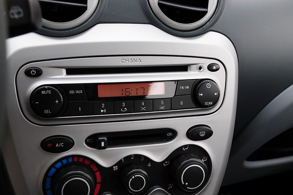 长安奔奔mini内饰实拍