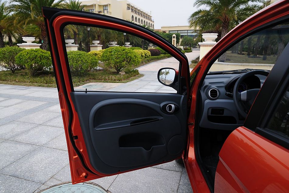 长安奔奔mini内饰实拍