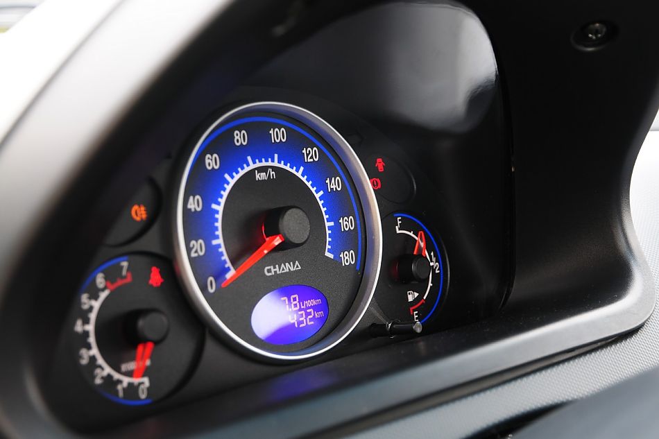 长安奔奔mini内饰实拍