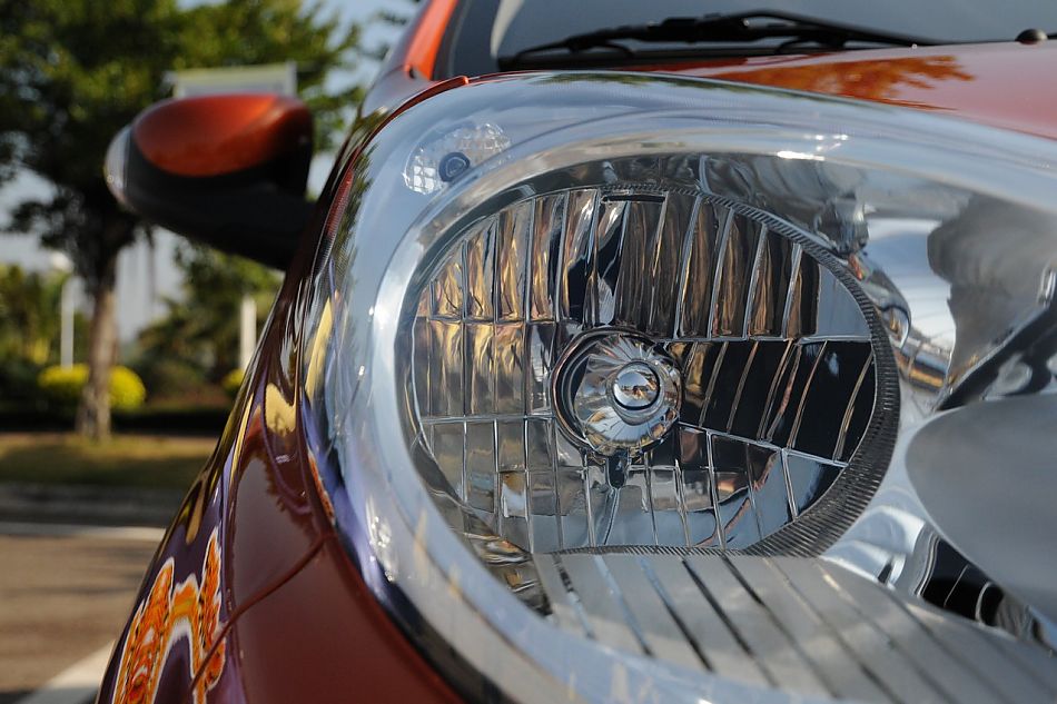 长安奔奔mini外观实拍