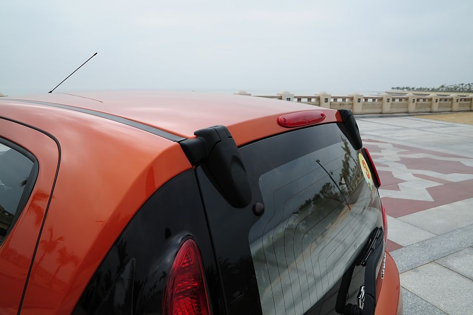 长安奔奔mini外观实拍