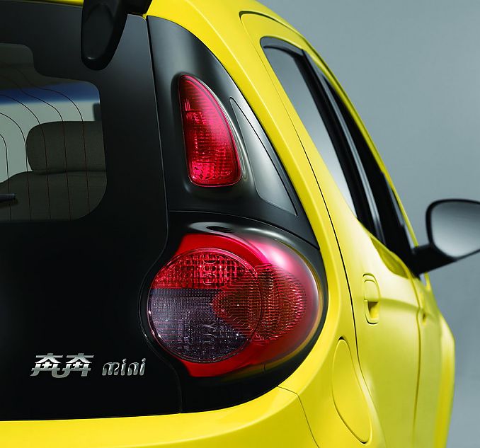 长安奔奔MINI外观及细节