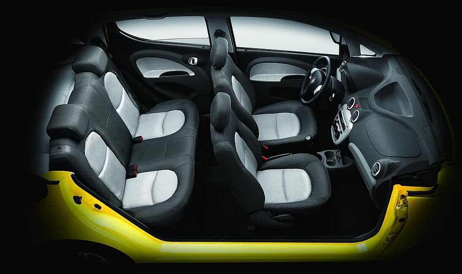 长安奔奔MINI内饰及细节