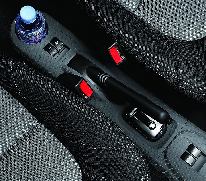 长安奔奔mini内饰